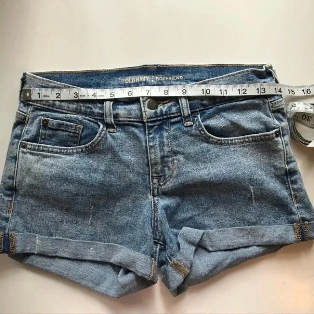 Old Navy Women's Boyfriend Fit Rolled Cuffed Mild Distressing Size 0 - Picture 8 of 15